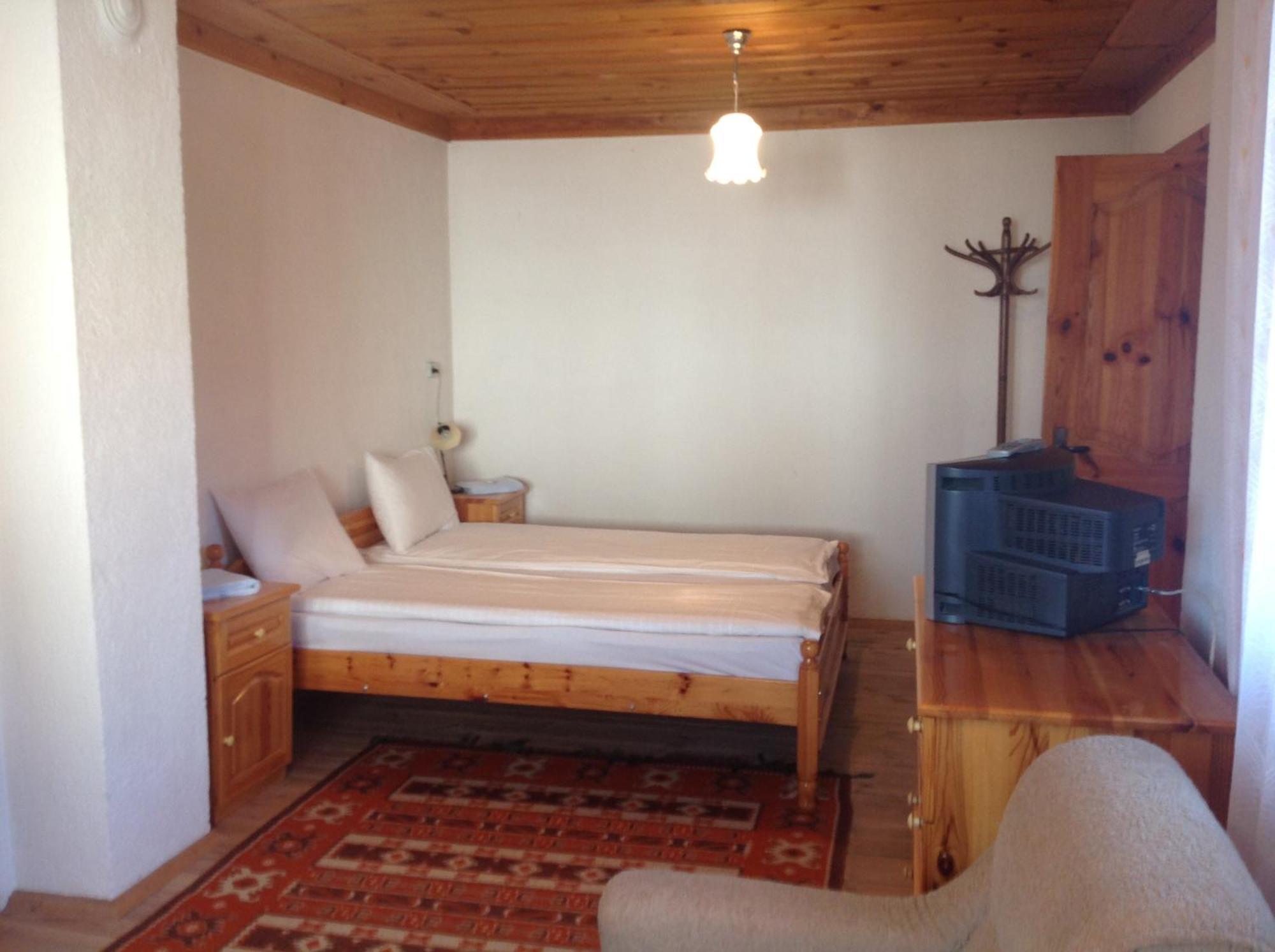 Guest House Lina Koprivshtitsa Quarto foto